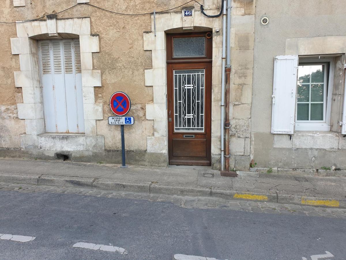 Studio Simplicien *Cosy* Plein Centre Ville De Poitiers *Tv* Wifi *Cafe* Exterior photo
