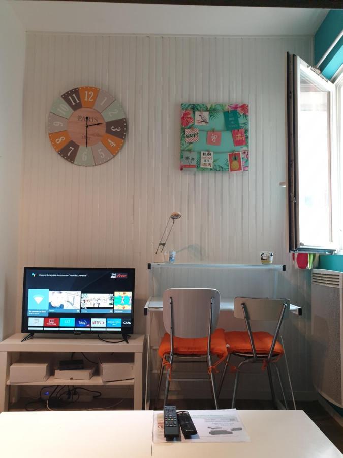 Studio Simplicien *Cosy* Plein Centre Ville De Poitiers *Tv* Wifi *Cafe* Exterior photo